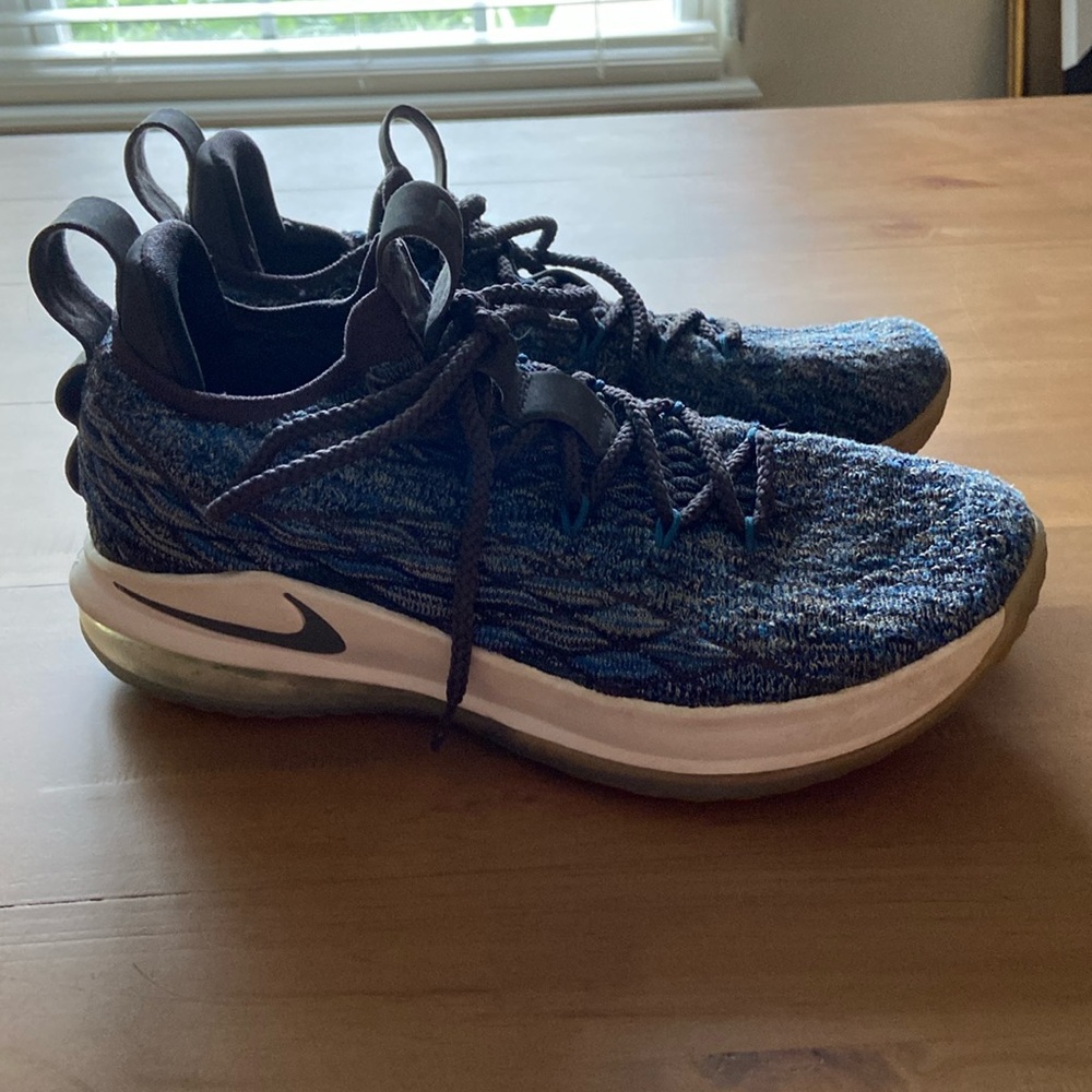Nike Lebron 15 Low